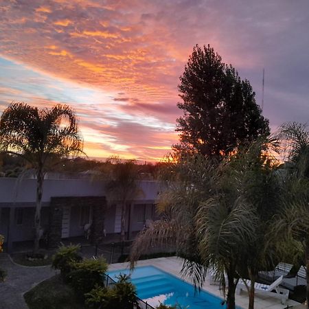 El Viejo Pastor Aparthotel Pueblo Liebig Luaran gambar